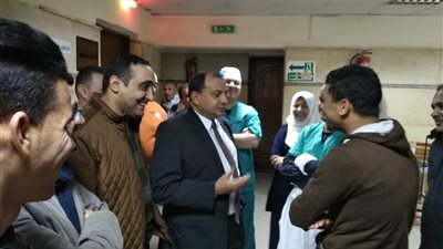 صور..  رئيس جامعة بني سويف يفاجئ المستشفى الجامعى  