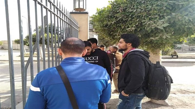  الأمن يمنع الصحفيين