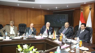 وزير الرياضة يناقش خطة اللجنة الأوليمبية والإتحادات إستعدادا لأولمبياد طوكيو 2020