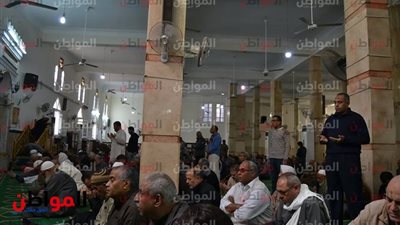 صور.. شعائر صلاة الجمعة بمسجد محمد أحمد عبد السلام فى الحوامدية 