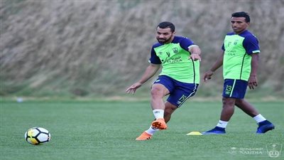  عبد الشافي والسعيد يقودان تشكيل الأهلي أمام الهلال في كلاسيكو الكرة السعودية