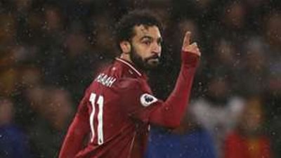  فيديو.. محمد صلاح يفاجيء أطفال ليفربول بهدايا أعياد الميلاد