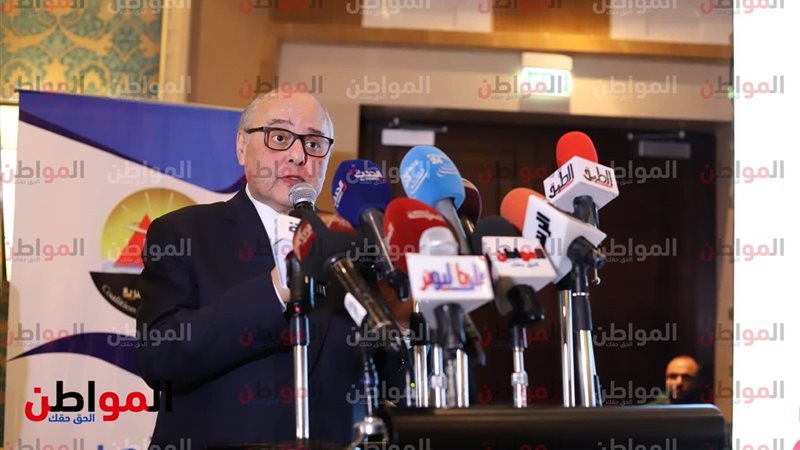 موسى مصطفى موسى رئيس