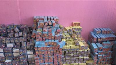 قبل توزيعها.. ضبط عاطل يتاجر في الألعاب النارية بالخصوص
