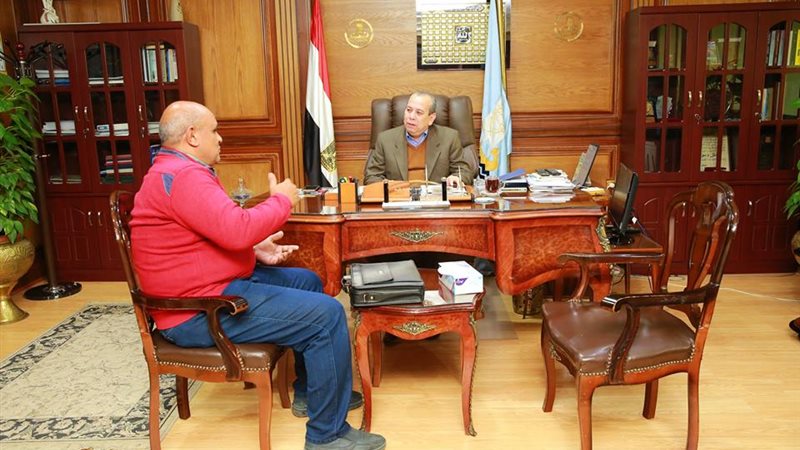 أعمال إنشاء مصنع