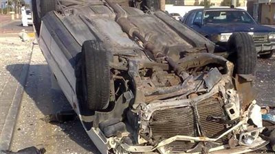انقلاب سيارة أعلى محور المشير طنطاوي وتوقف حركة المرور 
