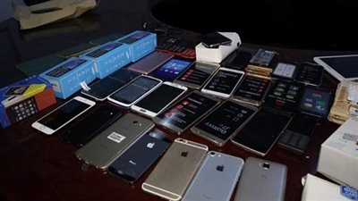 القبض على 4 من عناصر تشكيل عصابي سرق شحنة هواتف بـ 15 مايو