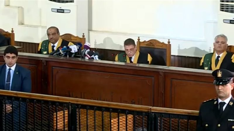 مبارك يطلب موافقة