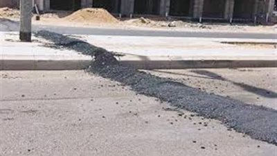 إزالة 3 مطبات عشوائية بالطريق السريع في أسيوط 