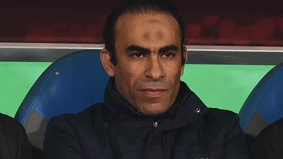 سيد عبدالحفيظ يطمئن على المصابين من طبيب الأهلي