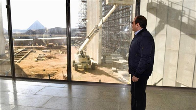 تفقد السيسي المتحف