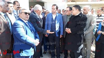 صور.. نائب وزير التعليم لشئون المعلمين يتفقد مدارس ومعلمي الوادي الجديد