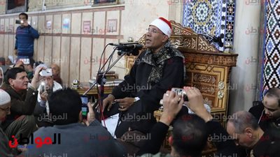 صور .. بدء الليلة الكبيرة في مولد الإمام الحسين بتلاوة الشيخ عبدالفتاح الطاروطي