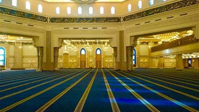 فيديو| استعدادت مكثفة بمسجد الفتاح العليم بالعاصمة الإدارية قبل أيام من افتتاحه