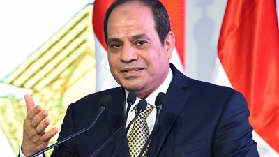 السيسي ومحدودي الدخل .. قرارات أسست مبادرة توفير حياة كريمة للفئات الأكثر احتياجًا