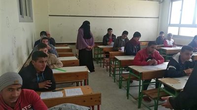 وكيل تعليم البحيرة: غرفة العمليات لم تتلقى  شكاوى من امتحانات اليوم 