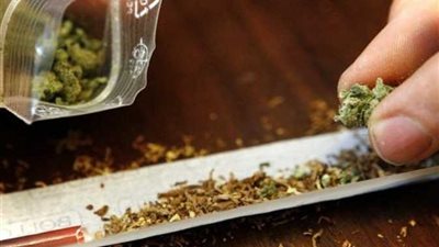 ضبط شاب بحوزته مخدر الاستروكس وسلاح أبيض في شبرا الخيمة