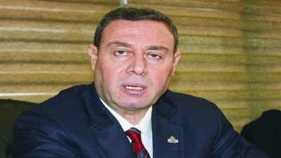 اللوح: أبو مازن سيصل مصر غدًا للقاء الرئيس السيسي 
