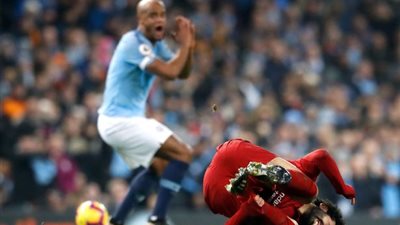 فيديو.. لفظ خارج من كومباني لـ محمد صلاح