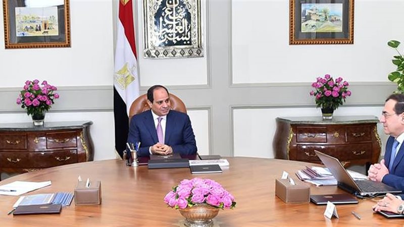 السيسي ووزير البترول