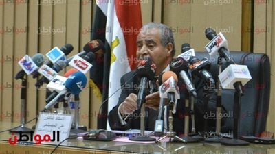   الأحد.. وزير التموين يعلن عن منافذ سلع شباب الخريجين 