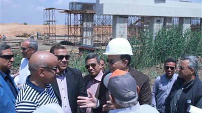 وزير النقل يوجه بانتهاء كوبرى تقاطع طريق الفيوم مع أسيوط قبل هذا الموعد