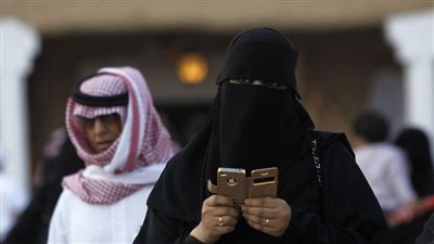 العدل السعودية تبيح الطلاق عبر الرسائل النصية sms