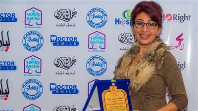 صور| تكريم أمينة الباجورى في  مؤتمر مصر أولا