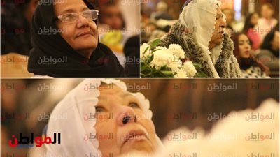 بشالٍ وثوبٍ وشعر أبيض.. جدات الوطن يشاركن الرئيس افتتاح أكبر كاتدرائية في الشرق الأوسط