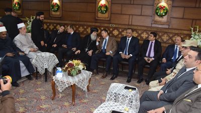 تهنئة عيد الميلاد المجيد 2019 .. محافظ بني سويف بزيارة للمطرانية لتقديم التهاني