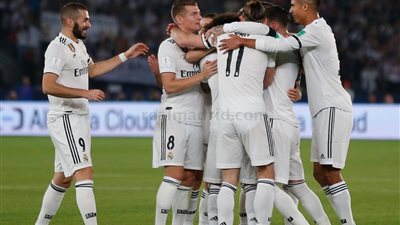 بنزيمة يقود هجوم ريال مدريد ضد ريال سوسيداد