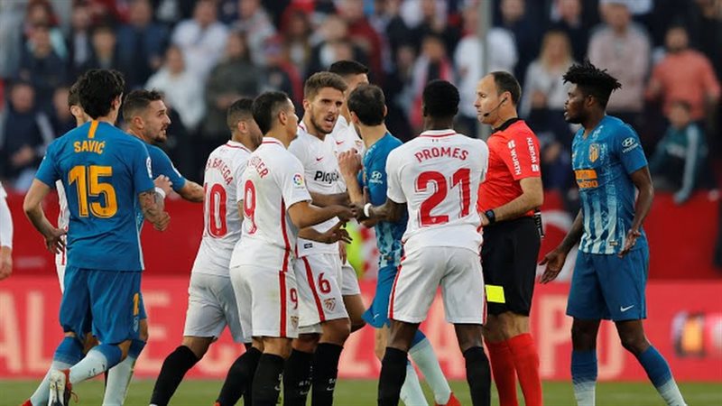أتلتيكو مدريد وإشبيلية