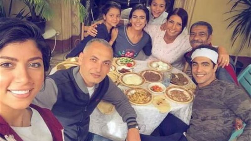 كواليس أبو العروسة
