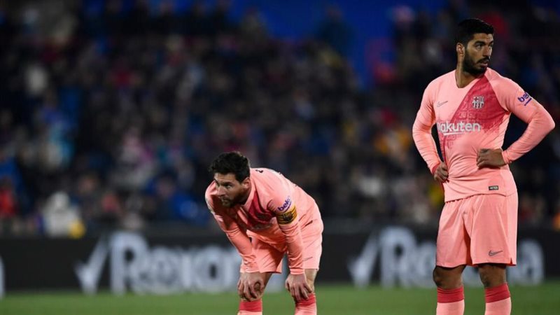  برشلونة يحتل صدارة