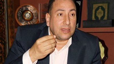 قرار جديد من محكمة عابدين بشأن نقيب الصيادلة الموقوف