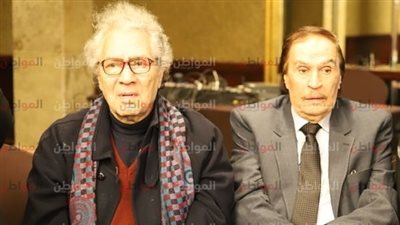 صور .. عزت العلايلي وسناء شافع يرويان تاريخهما المسرحي في فندق جراند حياة