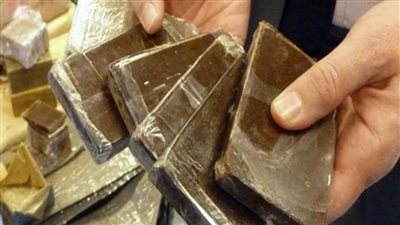 الداخلية تضرب مافيا المخدرات ..إحباط تهريب 915 طربة حشيش عبر ميناء نويبع