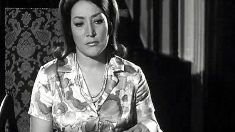 نساء لا تنسى
