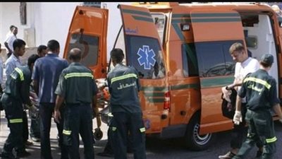 إصابة 6 أشخاص في انقلاب سيارتين ملاكى بصحراوي بني سويف