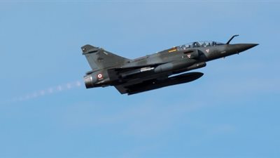 مصرع طيارين فرنسيين في تحطم مقاتلة من نوع 