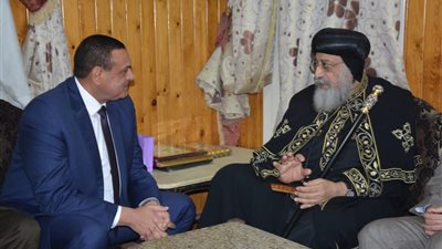 صور| البحيرة في أسبوع.. المحافظ يزور البابا تواضروس بدير الأنبا بيشوي