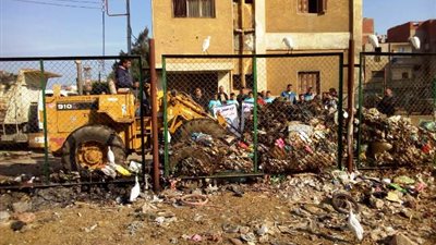 صور.. حملة نظافة بكفرالحصر وكفرالحمام بالزقازيق