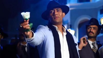 فيديو| اختفاء سيارة محمد رمضان وسط جمهوره .. وهذا رد نمبر وان 