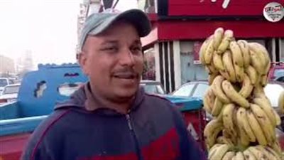 فيديو| الموز ينقذ أسرة أحمد من الفقر.. جاء من سوهاج بحثًا عن الحلال وهذه مطالبه 