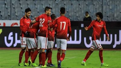 جماهير الأهلي لـ رمضان صبحي: إنسى أوروبا إنسى الاحتراف