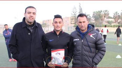 الحمام يتعاقد مع 