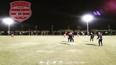 صور.. الإفريقي يخوض مرانه الأول بالإسماعيلية استعدادا للدراويش