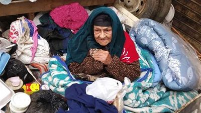 مسنة محطة مترو سعد زغلول ليست الأولى .. حالات إنسانية استجاب لها السيسي