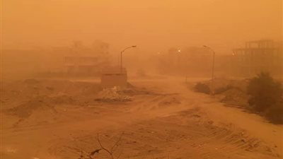 صور| العاصفة الترابية تضرب مدينة 6 أكتوبر