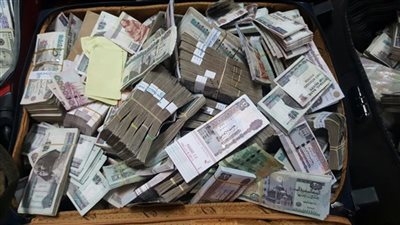 الرقابة الإدارية تضبط 5 من مسئولي شركتين بالإسكندرية لتلقيهم رشوة